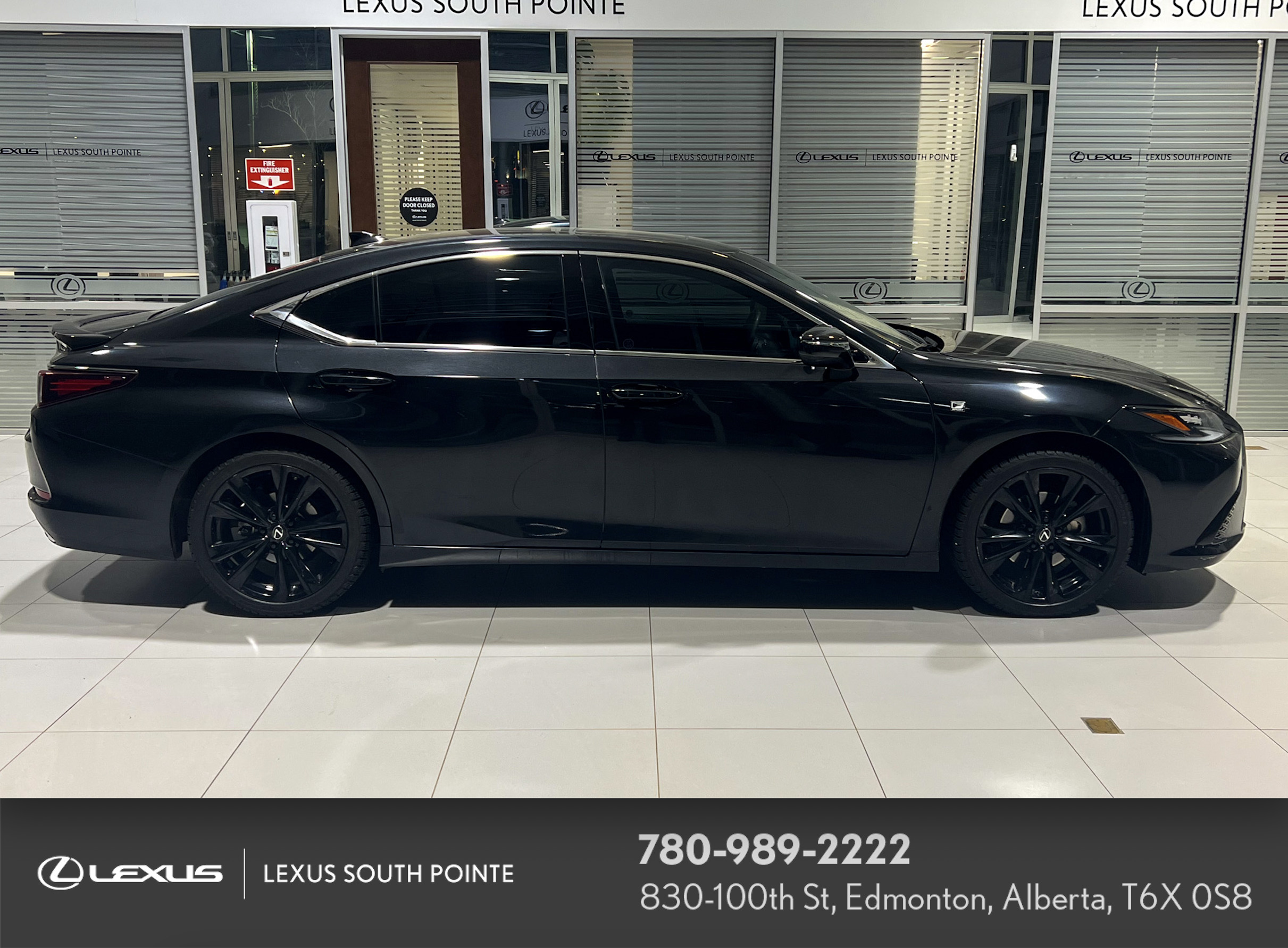 Lexus ES 2022