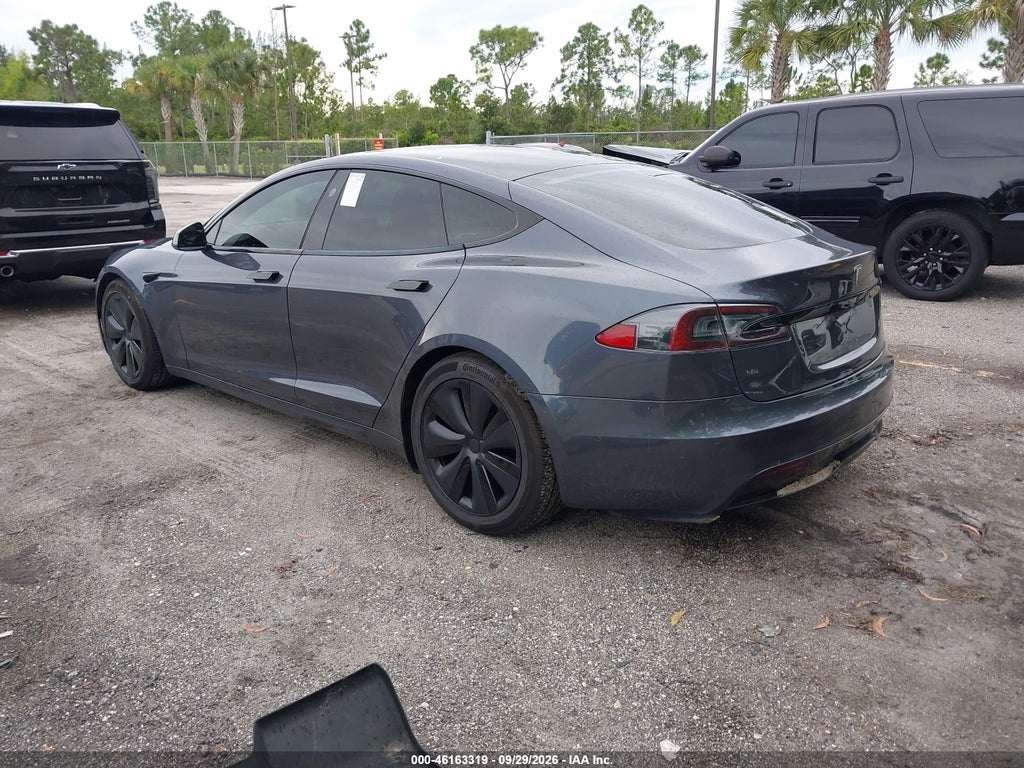 Tesla Model S 2021