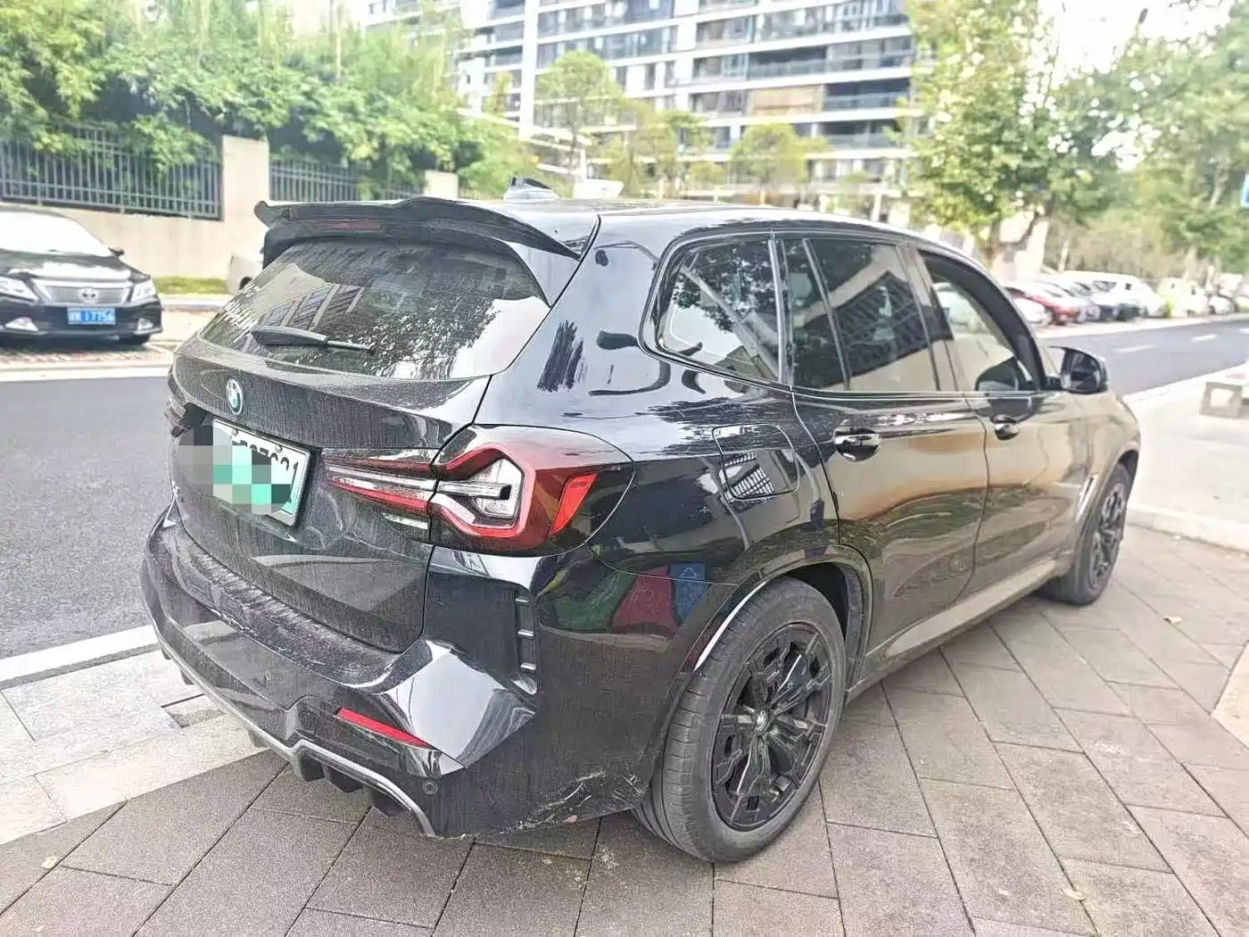 BMW iX3 2024