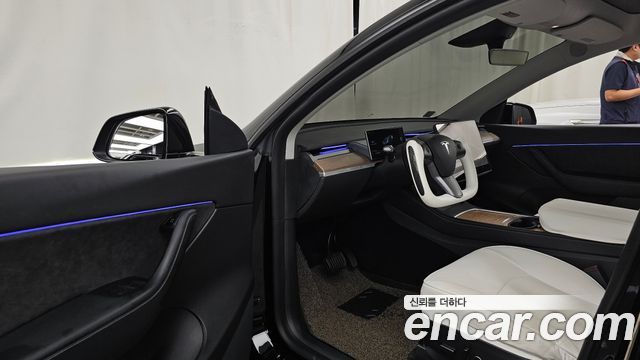 Tesla Model Y 2022