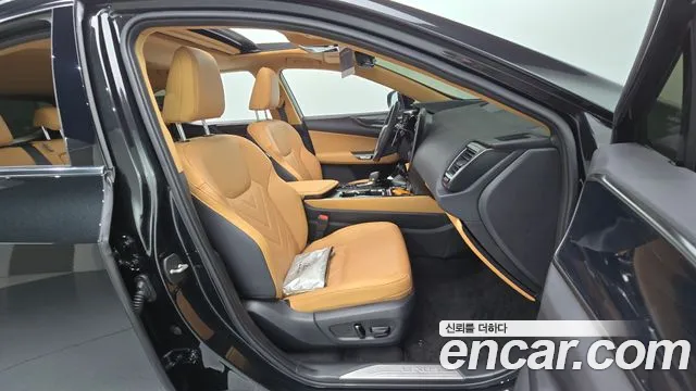 Lexus NX 2024