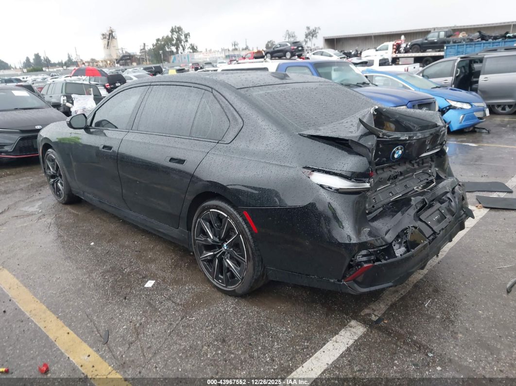 BMW i7 2024
