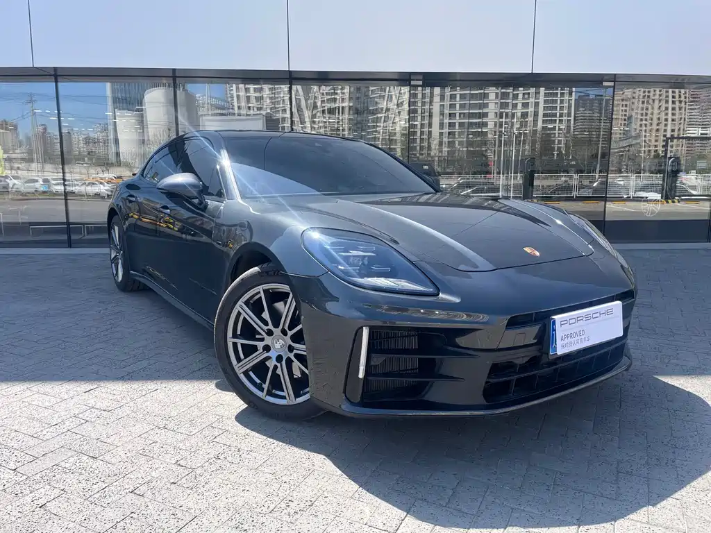 Porsche Panamera 2024