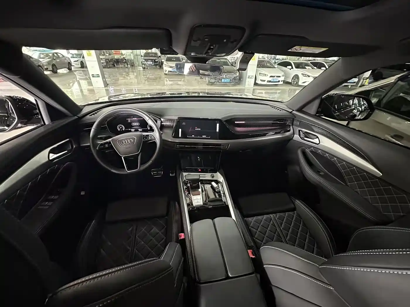 Audi Q6 2025