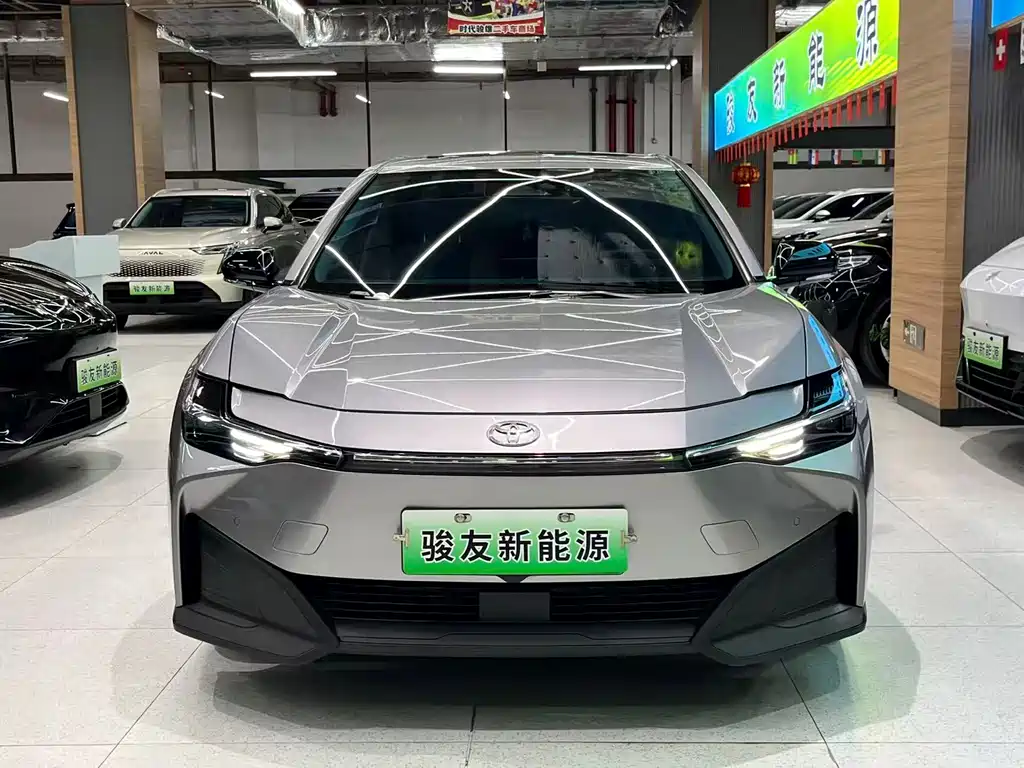 Toyota bZ3 2024