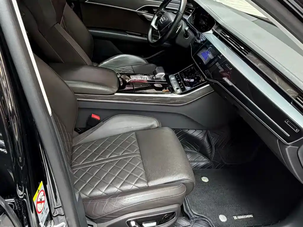 Audi A8 2021