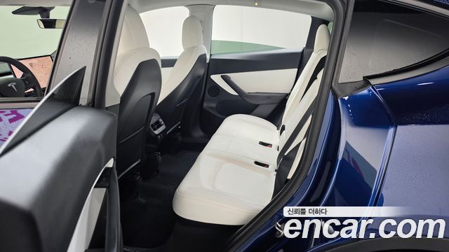Tesla Model Y 2021