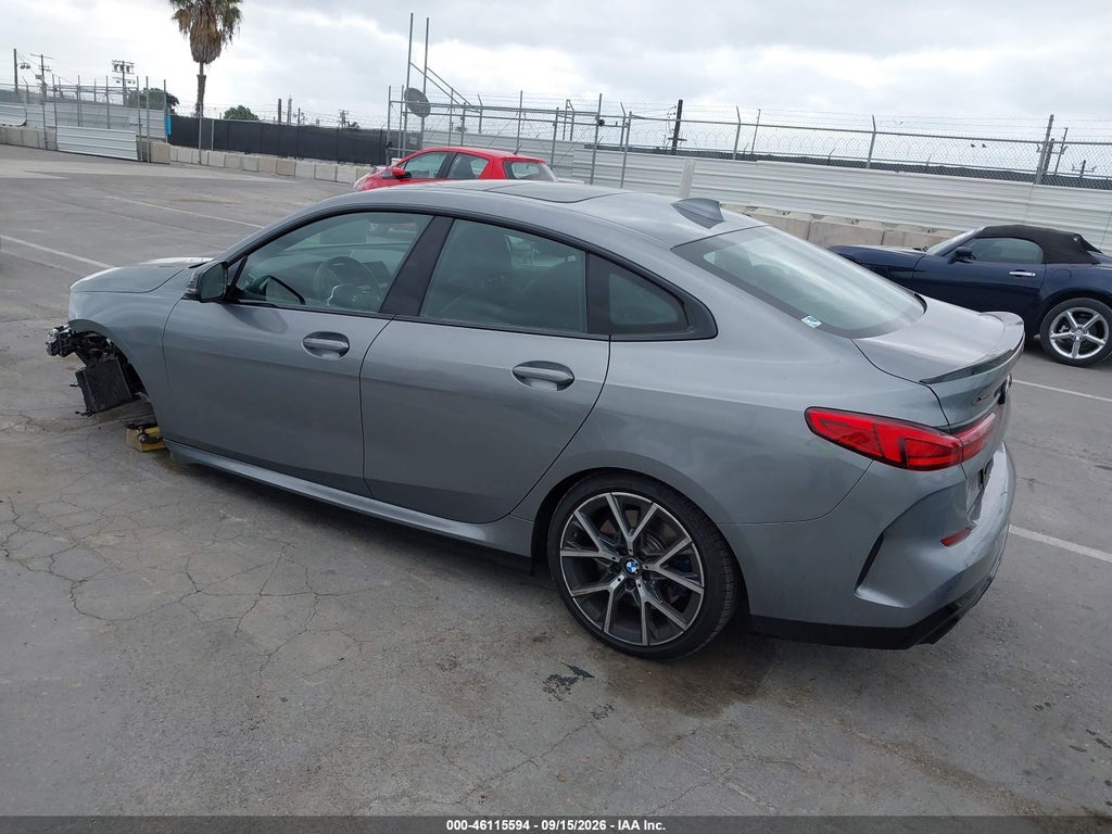 BMW M235 2022