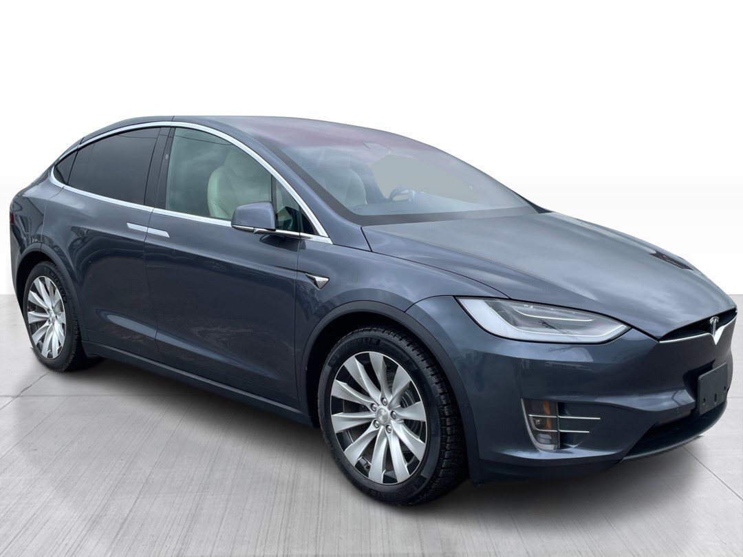 Tesla Model X 2020