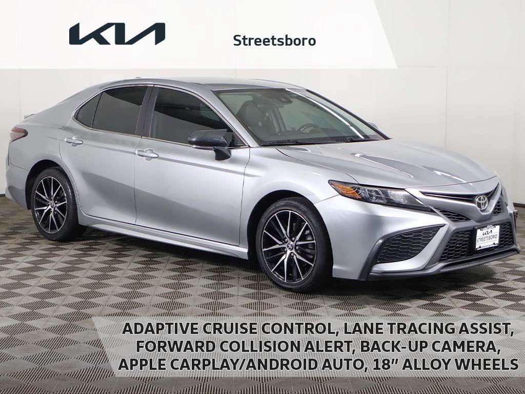 Toyota Camry 2022