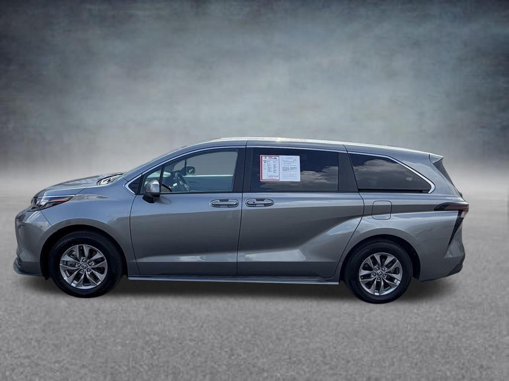 Toyota Sienna 2026