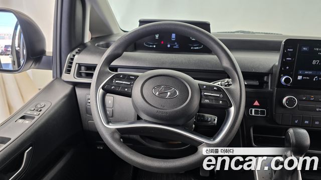 Hyundai Staria 2022