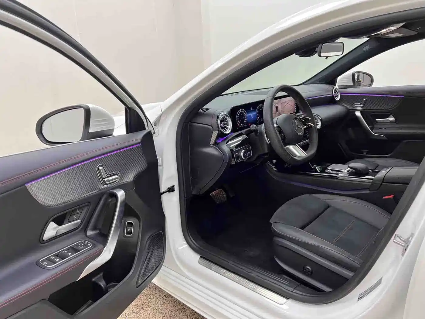 Mercedes-Benz A-Класс 2024