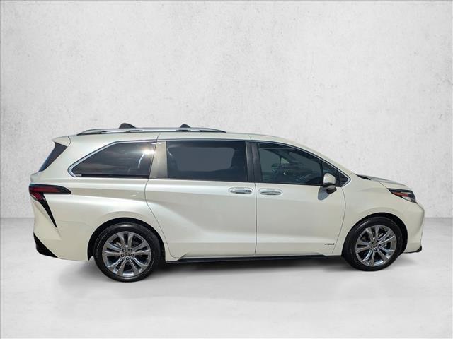 Toyota Sienna 2021