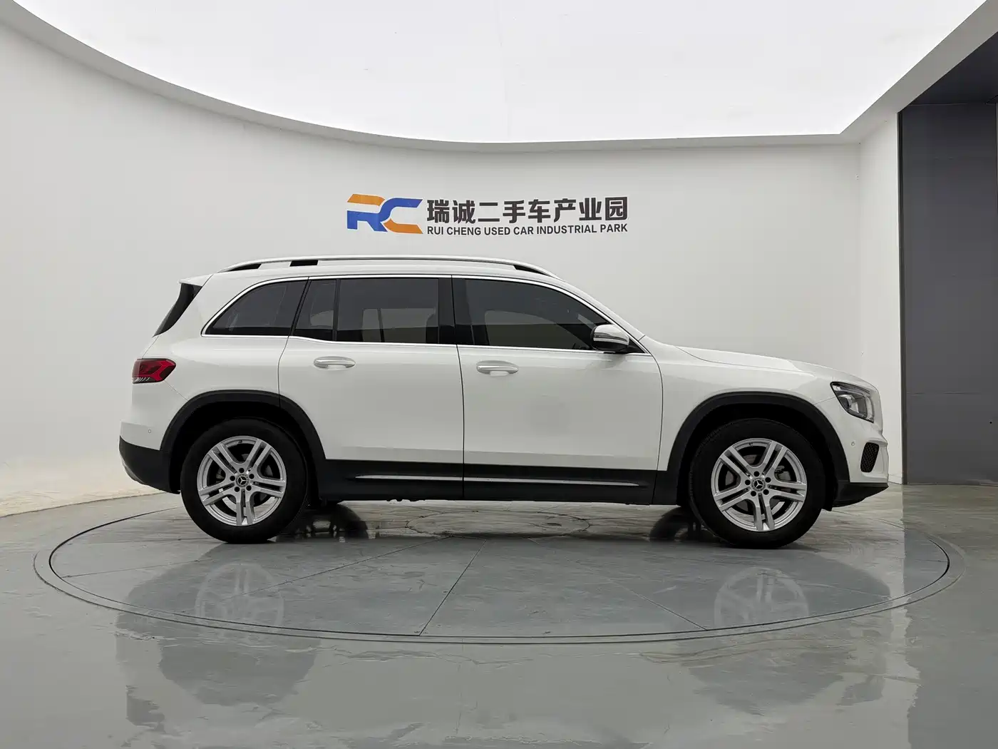 Mercedes-Benz GLB 2022