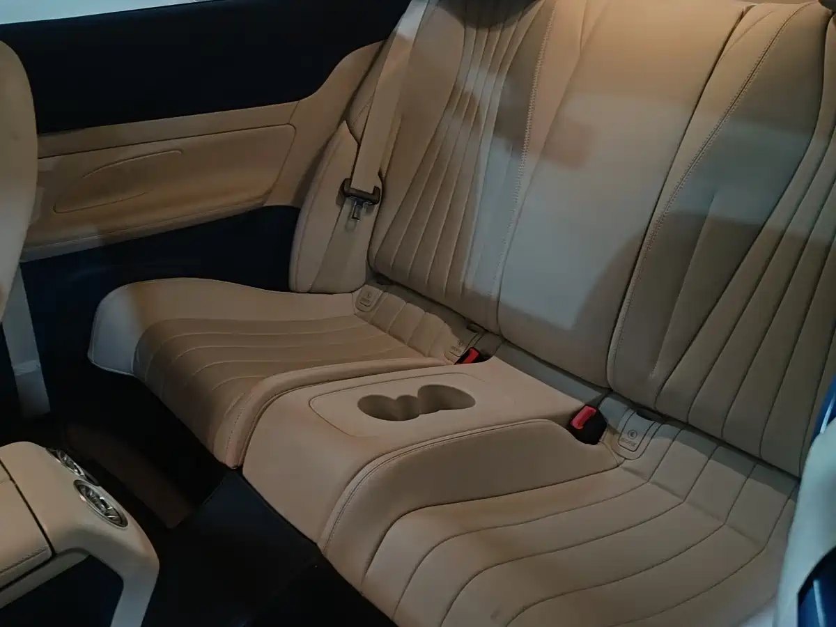 Mercedes-Benz E-Класс 2024