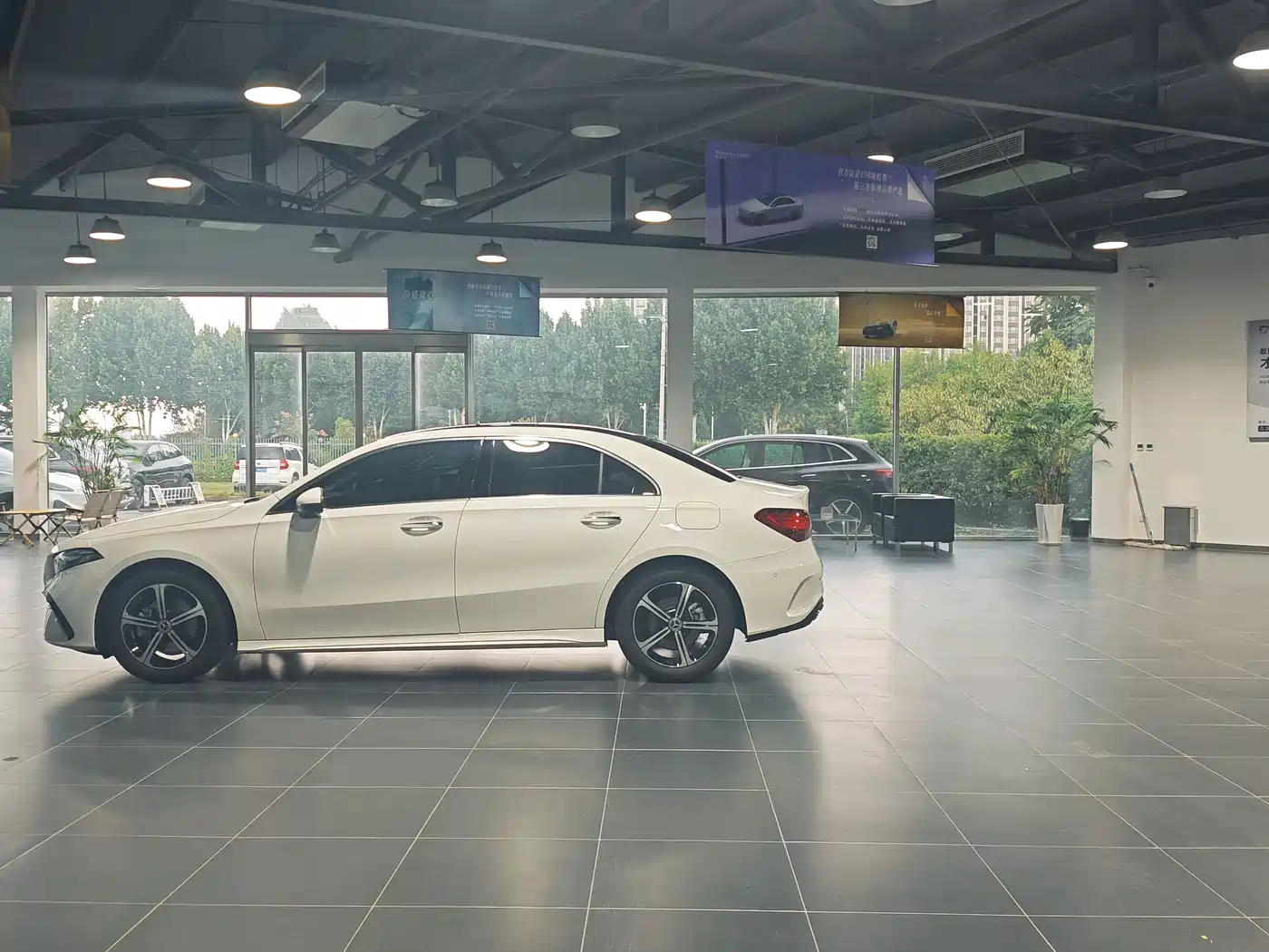 Mercedes-Benz A-Класс 2024