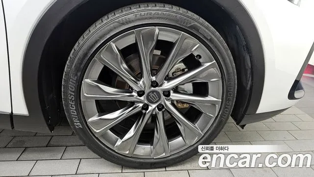 Toyota Crown 2024