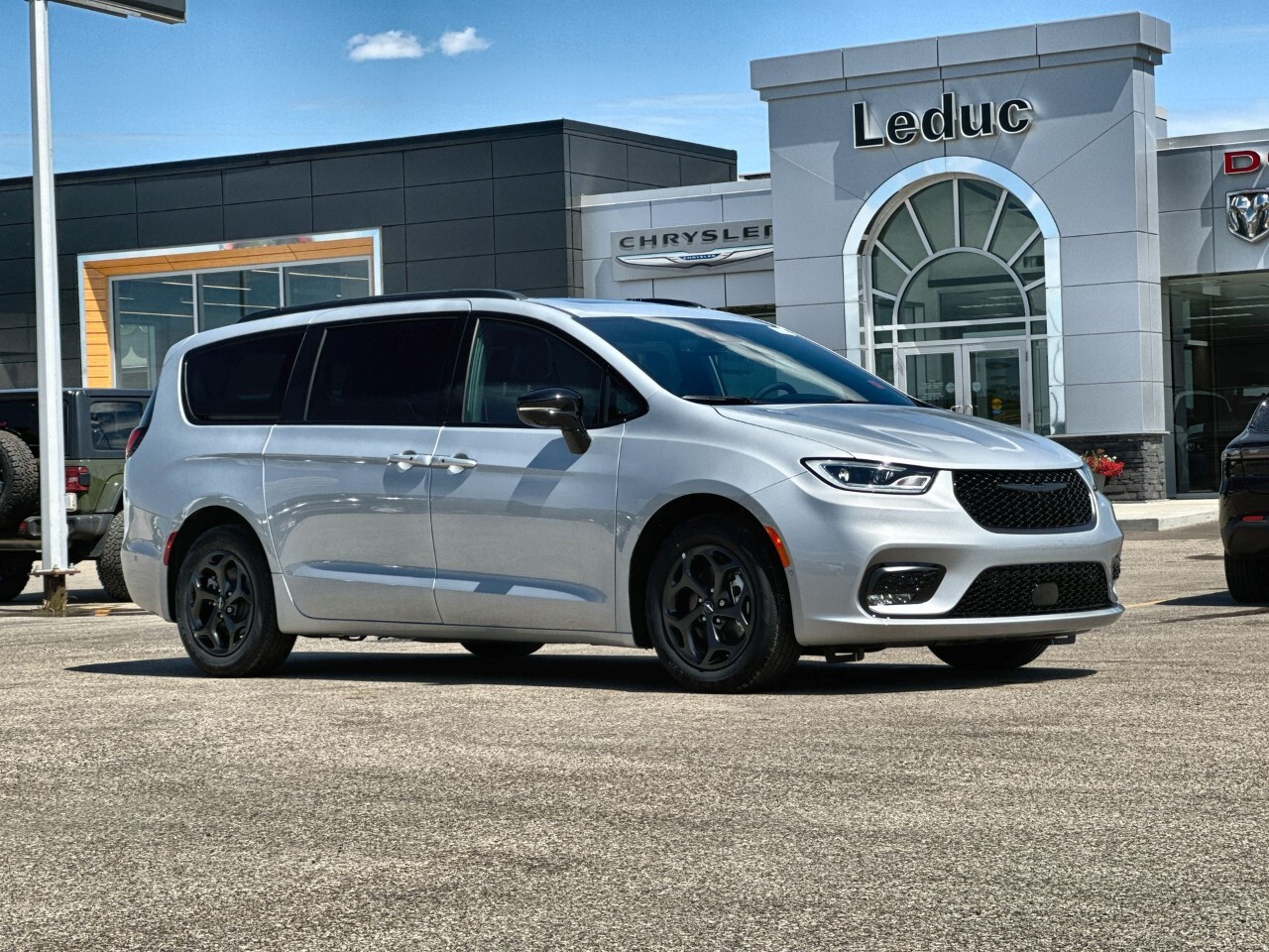 Chrysler Pacifica 2024