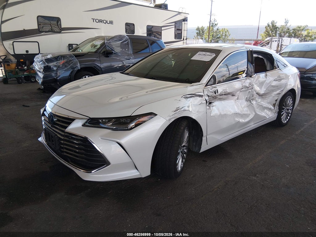 Toyota Avalon 2022