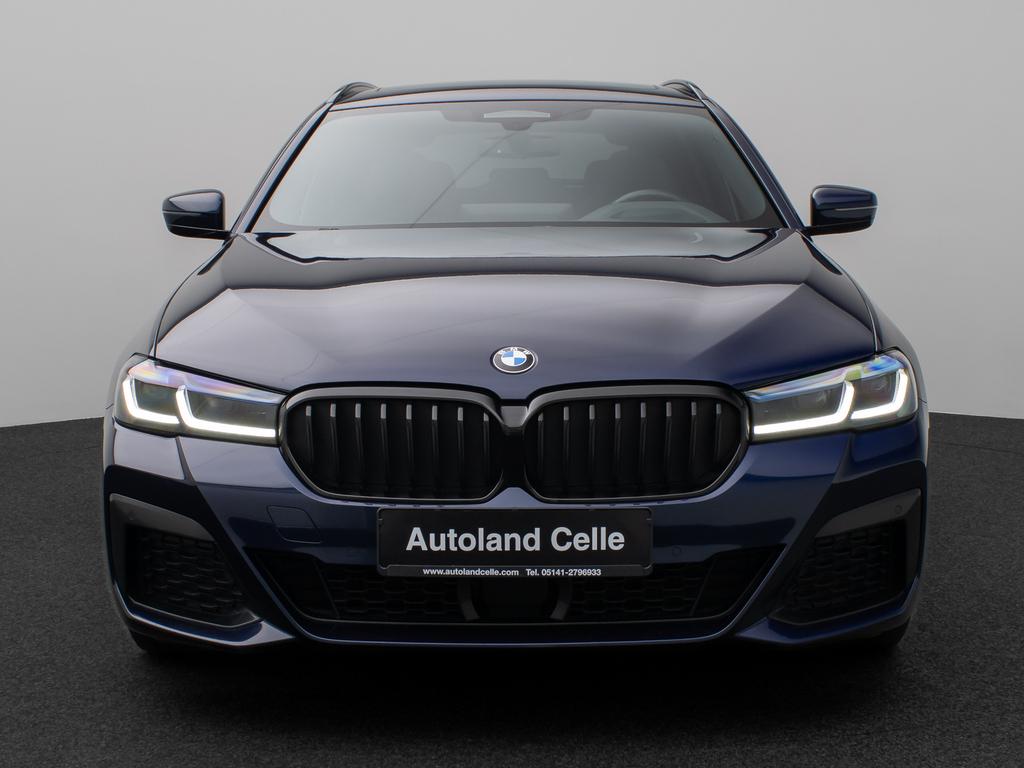 BMW 520 2022