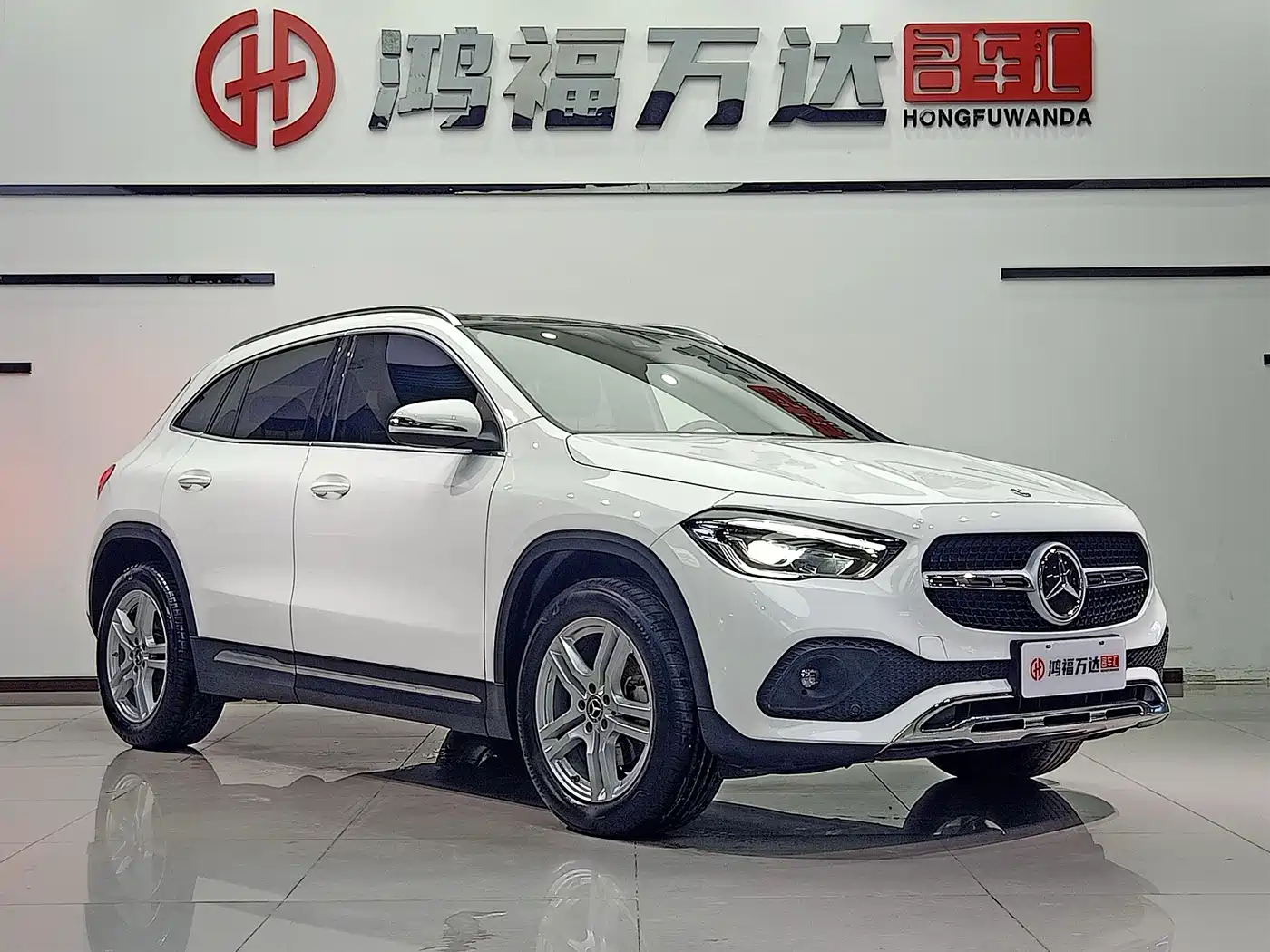 Mercedes-Benz GLA 2024
