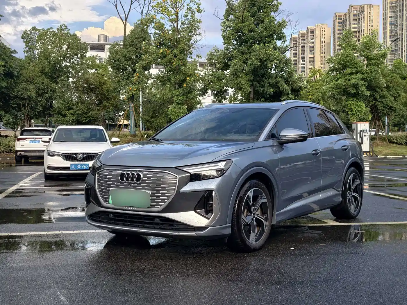 Audi Q4 e-tron 2023