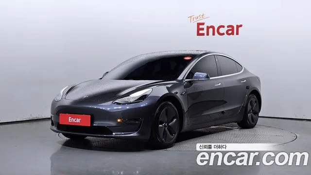 Tesla Model 3 2020