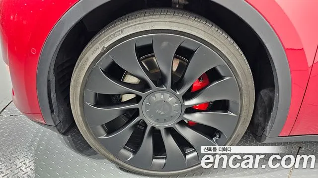 Tesla Model Y 2021