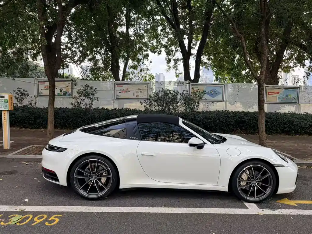 Porsche 911 2022