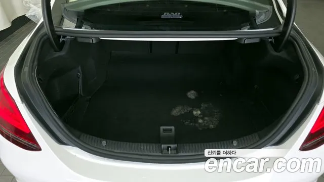 Mercedes-Benz C-Класс 2020