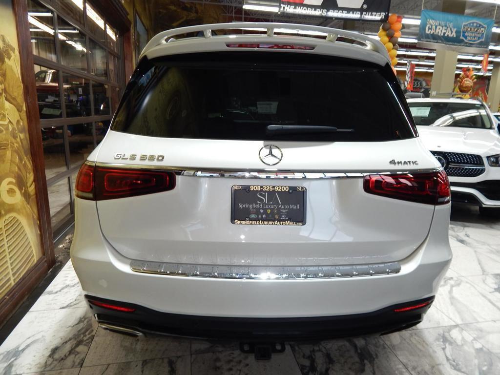 Mercedes-Benz GLS 580 2023