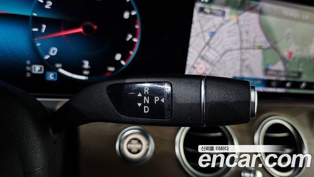 Mercedes-Benz E-Класс 2022