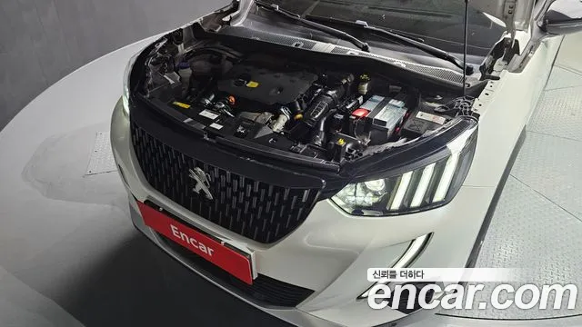 Peugeot 2008 2021