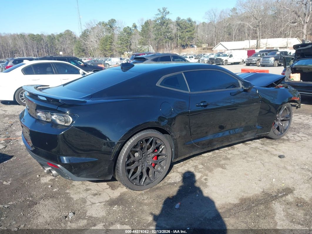 Chevrolet Camaro 2021