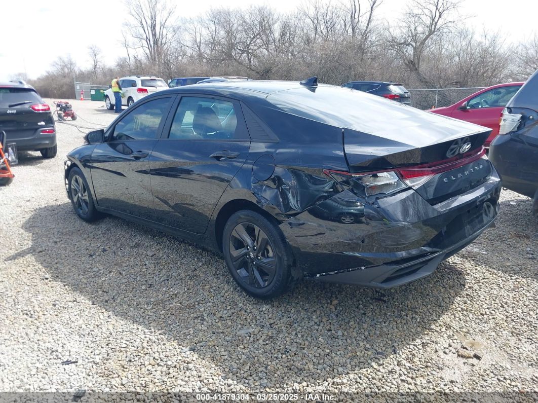 Hyundai Elantra 2022