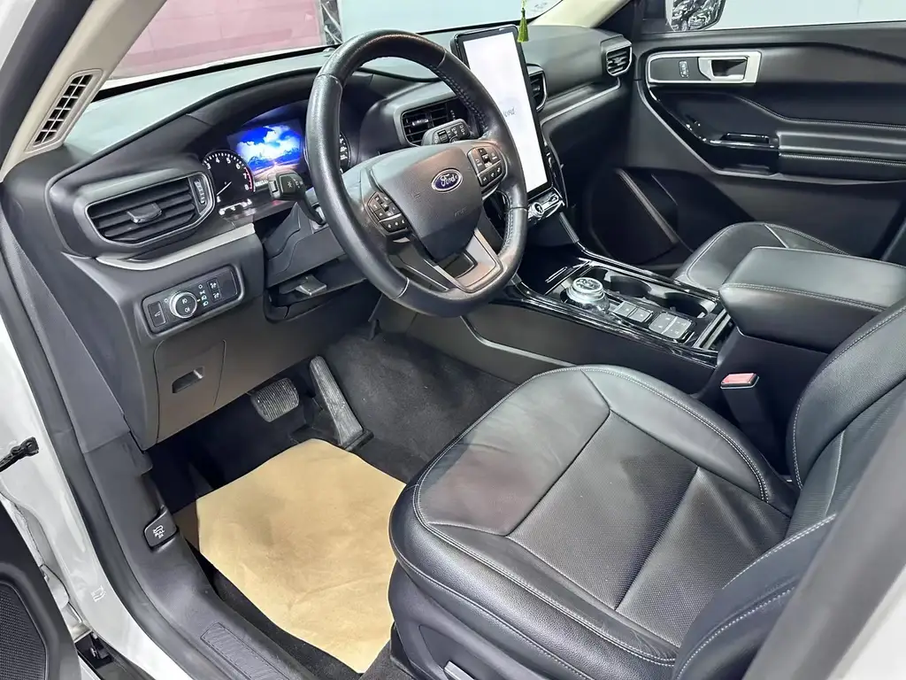 Ford Explorer 2021