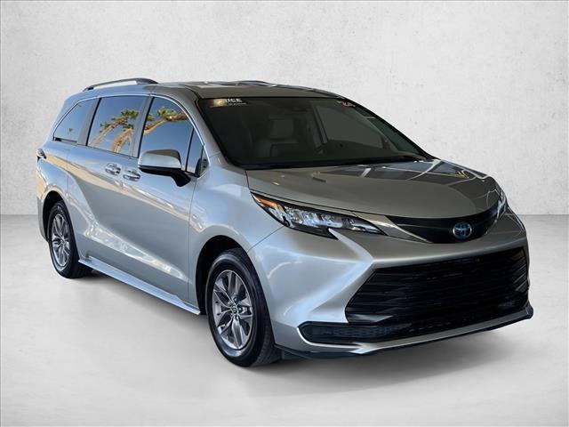 Toyota Sienna 2024