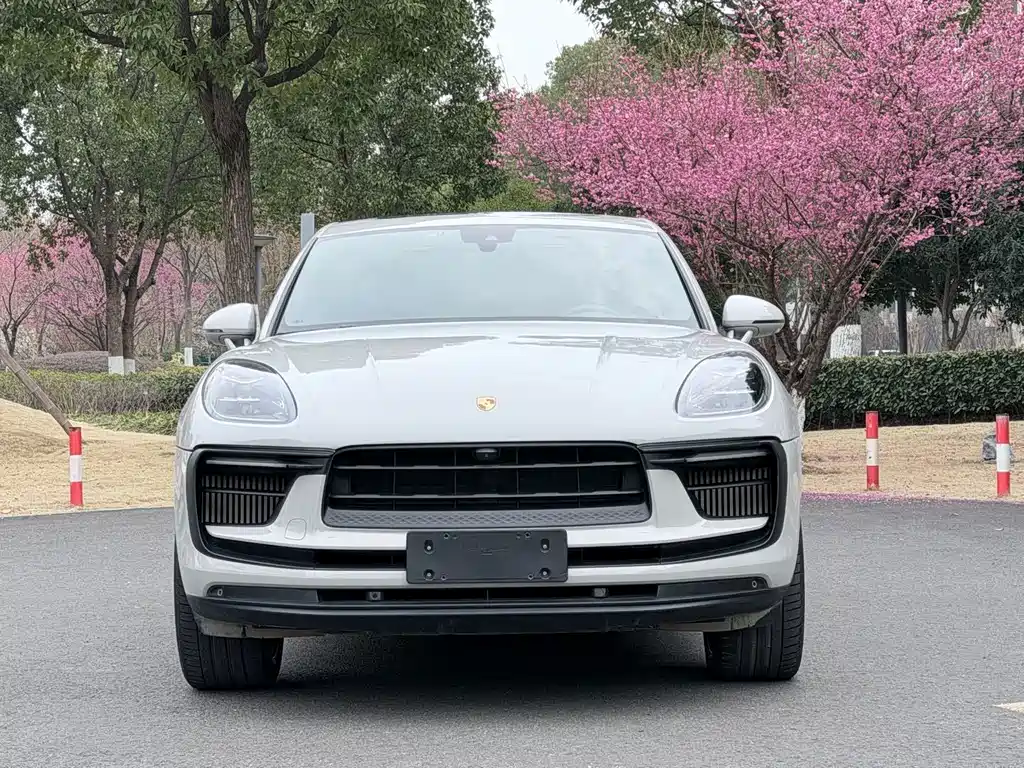Porsche Macan 2022