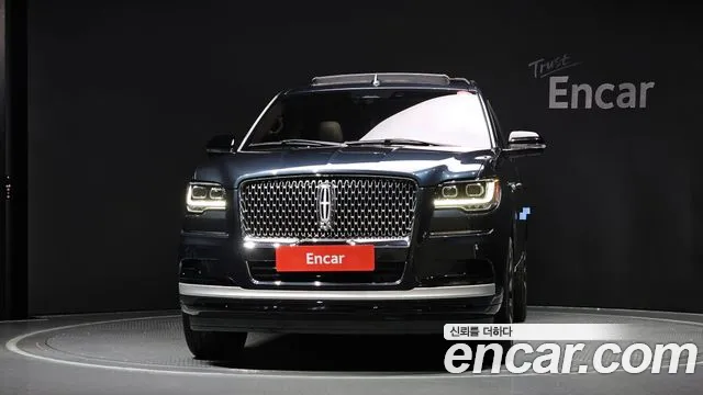Lincoln Navigator 2022
