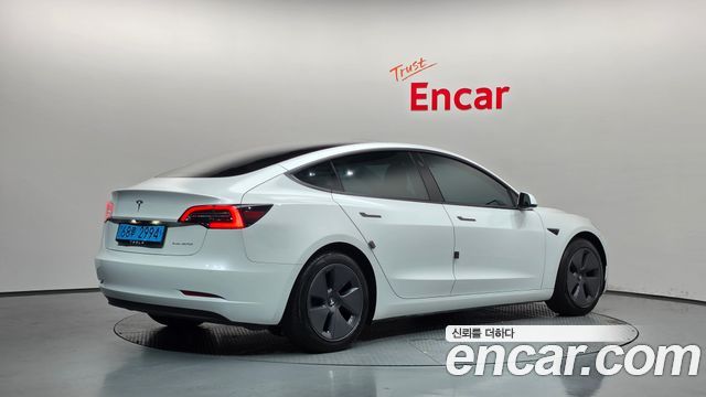 Tesla Model 3 2022