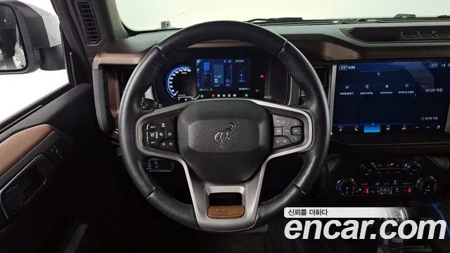 Ford Bronco 2022
