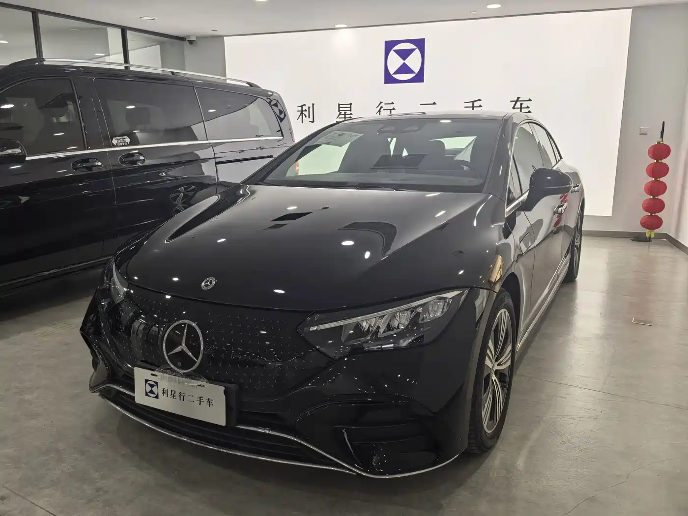 Mercedes-Benz EQE 2025
