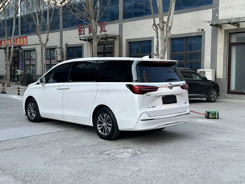 Buick GL8 2022