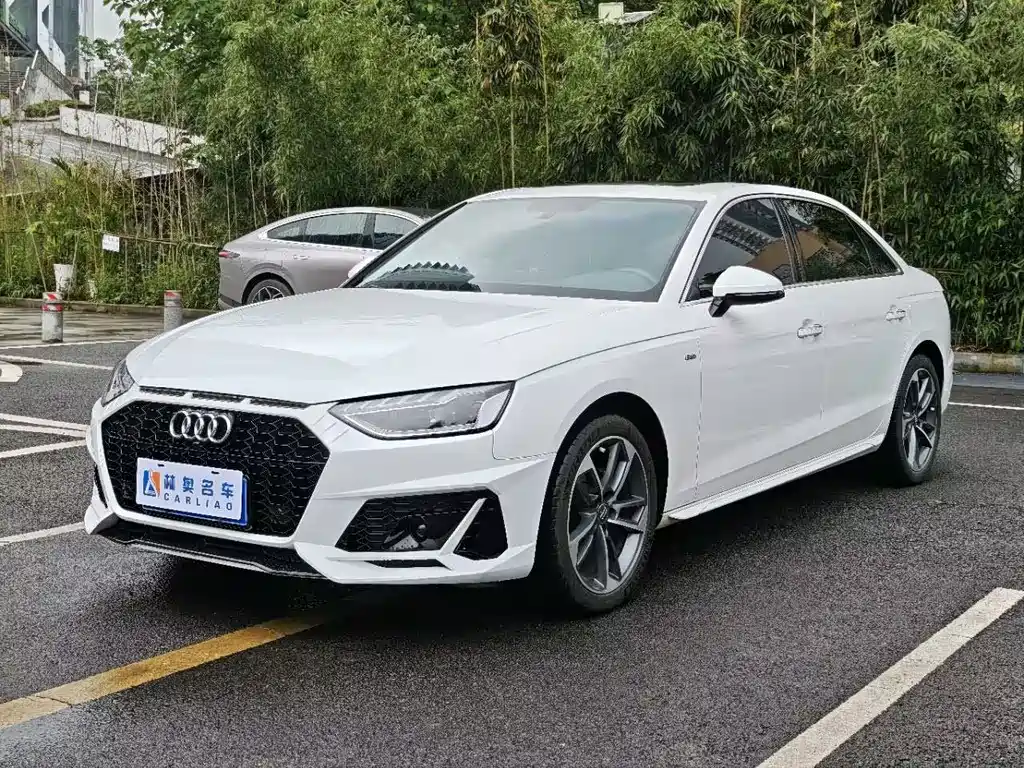 Audi A4 2021