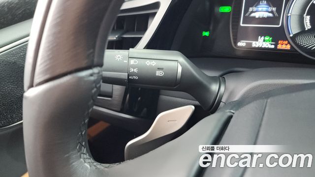 Lexus ES 2023