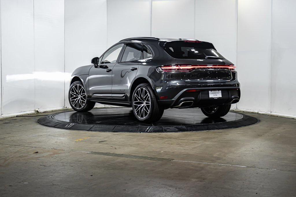 Porsche Macan 2025