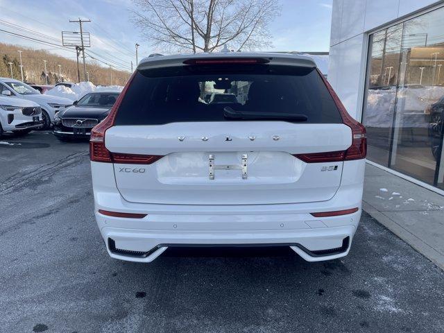 Volvo XC60 2025