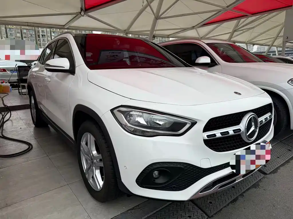 Mercedes-Benz GLA 2021