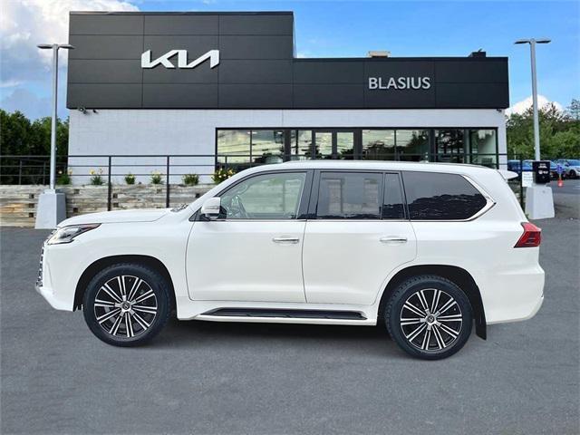 Lexus LX 2021